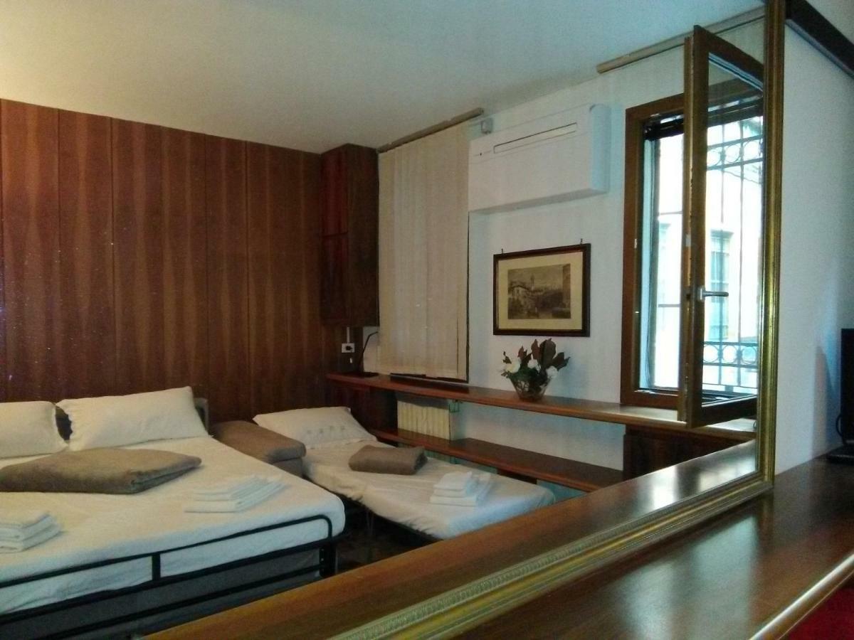 Sestiere Dorsoduro Venezia, A Due Passi Dal Ponte Dei Pugni Apartment Exterior foto